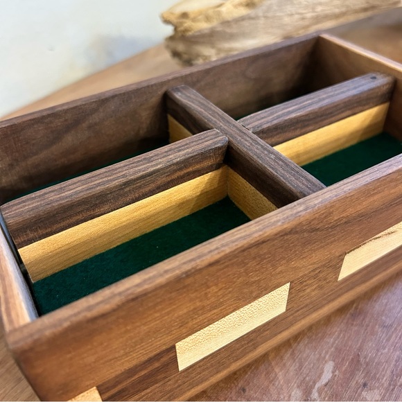 Gorgeous Solid handcrafted wood divided box  EUC lined inside - Picture 7 of 17